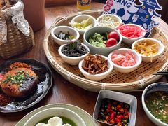 -包整·丝娃娃(甲秀楼景观店)