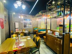 大堂-老山村酒楼(白石洲店)