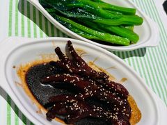 -桂满陇·手作小笼包&江南叫花鸡(中山公园店)