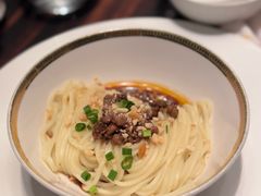 -运·中餐厅(成都华尔道夫酒店)