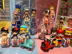 -泡泡玛特POPMART(武汉天地壹方店)