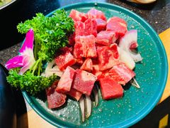 -韩烧牛中牛·甄选黑牛烤肉(黑金店)
