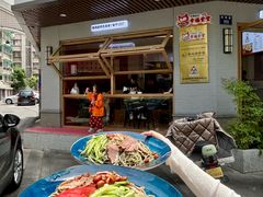 -韩海丽特色美食(秀州路店)