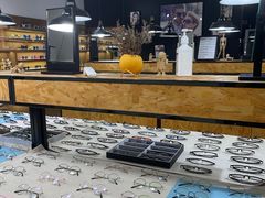 -罗伯特眼镜·蔡司官方授权(罗湖国贸店)