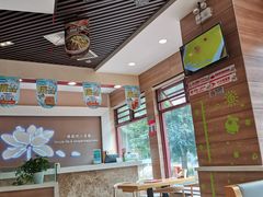 大堂-嘉和一品粥(马家堡店)