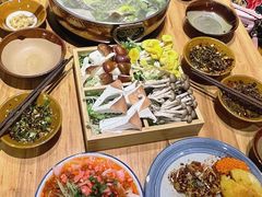 -黔诚多彩火锅(甲秀楼店)