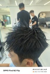 -Hello Lady发型设计