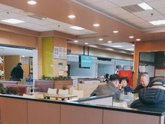 -灵芝妹子海鲜米线(香炉礁山姆店)