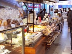 面包甜点陈列柜-莉莲蛋挞(日月光店)