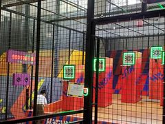 -嗨翻Hi-Fun竞技主题乐园·蹦床亲子生日轰趴(国光1937店)