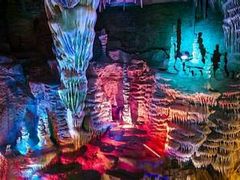 -泰安地下龙宫景区