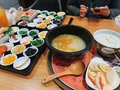 -妈妈故事米线(市府恒隆店)
