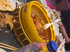 -多嘴超级肉蟹煲(中东店)