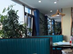 -小红鲸·海鲜餐厅(轸大路店)