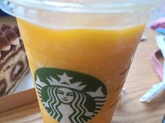 -星巴克臻选(莘庄仲盛店)