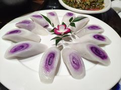 米兰蒸糕-夜宴江景餐厅