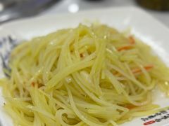 -九妹农家大铁锅东北菜(江湾店)