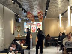 -麦当劳(徐汇漕溪北路百脑汇店)