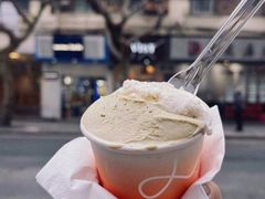 烤松子-Dip in Gelato(富民路店)
