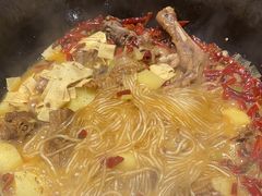 -玺炖·中国铁锅炖(虹桥天街店)
