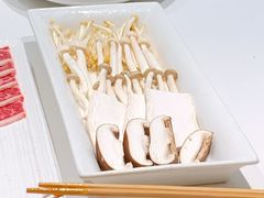 菌类拼盘-皇城老妈·大连海鲜火锅(港湾店)