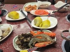 -四囍码头海鲜烧烤自助火锅(外滩南京东路悦荟广场店)