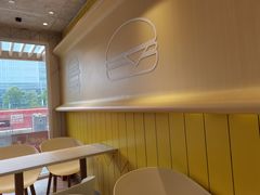 用餐区-麦当劳(塔园路店)