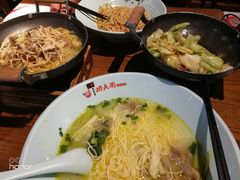 -哇蛙牛功夫面渝都料理(龙阳广场店)