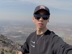 -鬼笑石后山停车场