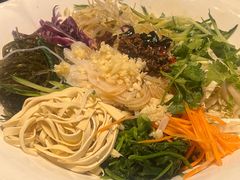 -老码头黑皮肘子锅包肉(赣水路店)