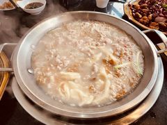 -老来福·非遗酸汤兔(凯旋路店)