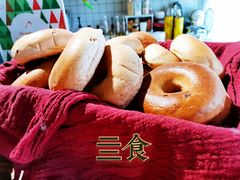 -Catch Bagel(芳草地店)