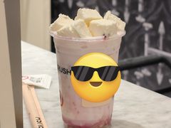 -HOT CRUSH趁热集合·现烤面包(上海环球港店)