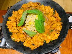 铁板章鱼五花肉-春熙台韩国料理·章鱼肥牛(西丽店)
