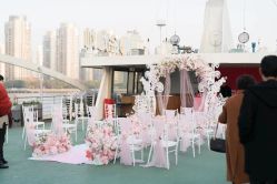 -Doris一站式游轮婚礼船东直营店(外滩店)