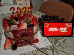 -山与蓝·轻糖鲜果蛋糕(勒泰店)