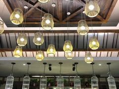 -阿瓦山寨·湘菜现炒·剁椒鱼头王(咸阳总店)