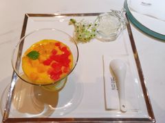-燕庭·纯燕窝·甜品下午茶(南京西路店)