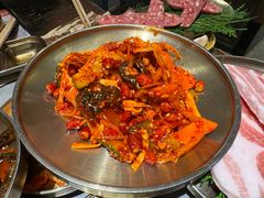 -草家酱蟹炭火烤肉店(珲春南路一店)