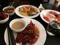 -圣丰索菲特·2 On 988 Café 自助餐厅