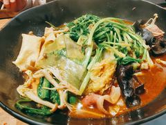 -万记麻辣烫国展总店