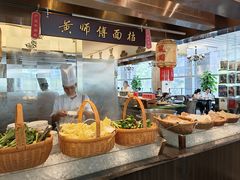 -圣丰索菲特·2 On 988 Café 自助餐厅