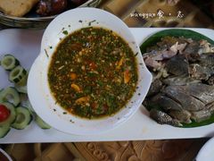 哈尼蘸水鸡-醉云喃