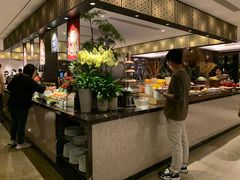 自助取餐区-绿城玫瑰园酒店-遇见19楼餐厅(舟山绿城玫瑰园酒店店)