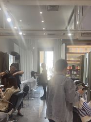 -苑苑发型设计