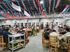 大堂-三千坪超级火锅市场·土灶牛肉火锅