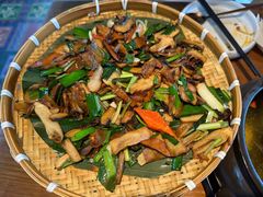 -云海肴·汽锅鸡·云南菜(天山百盛优客店)