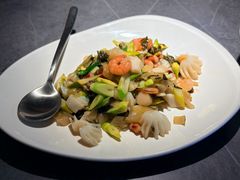 -吴越荣记苏州菜·松鼠桂鱼100%活鱼现做(斜塘老街店)