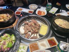 -木槿花韩式炭烤·熟成肉工坊(孙文东路店)