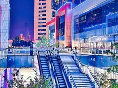 -百年港湾奥特莱斯(香炉礁店)